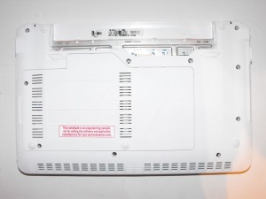 msi-wind-u200-back msi-wind-u200-back