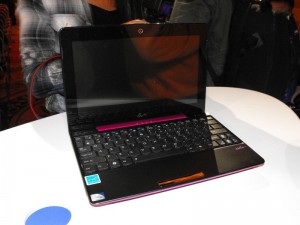 ASUS Eee PC 1008P Karim Rashid Edition - 7 ASUS Eee PC 1008P Karim Rashid Edition - 7