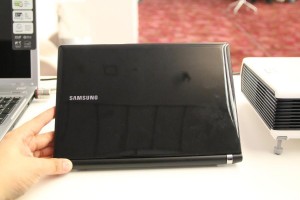 Samsung N230 - 11