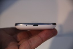 Samsung Galaxy S III mini - 8