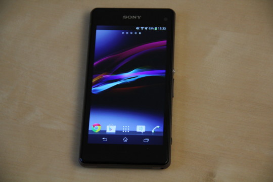 Sony Xperia Z1 Compact Display
