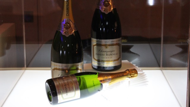 SIA Premium Economy Class - Champagner