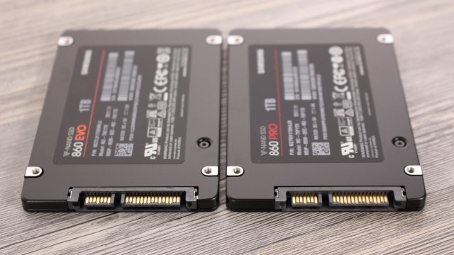 Samsung SSD 860 - 6