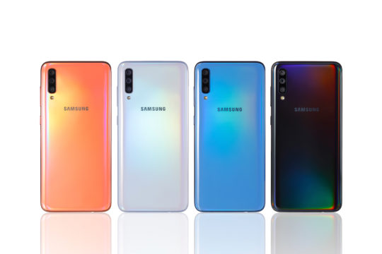 Samsung Galaxy A70 - 1